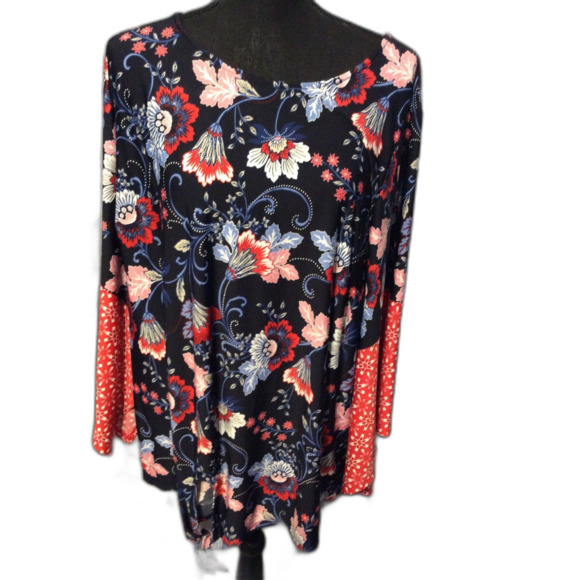 Plus size 3X VNC boho style top Large Full sleeves Floral - Picture 1 of 5